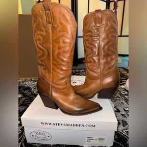 Steve Madden West cognac cowboy boots - size 8